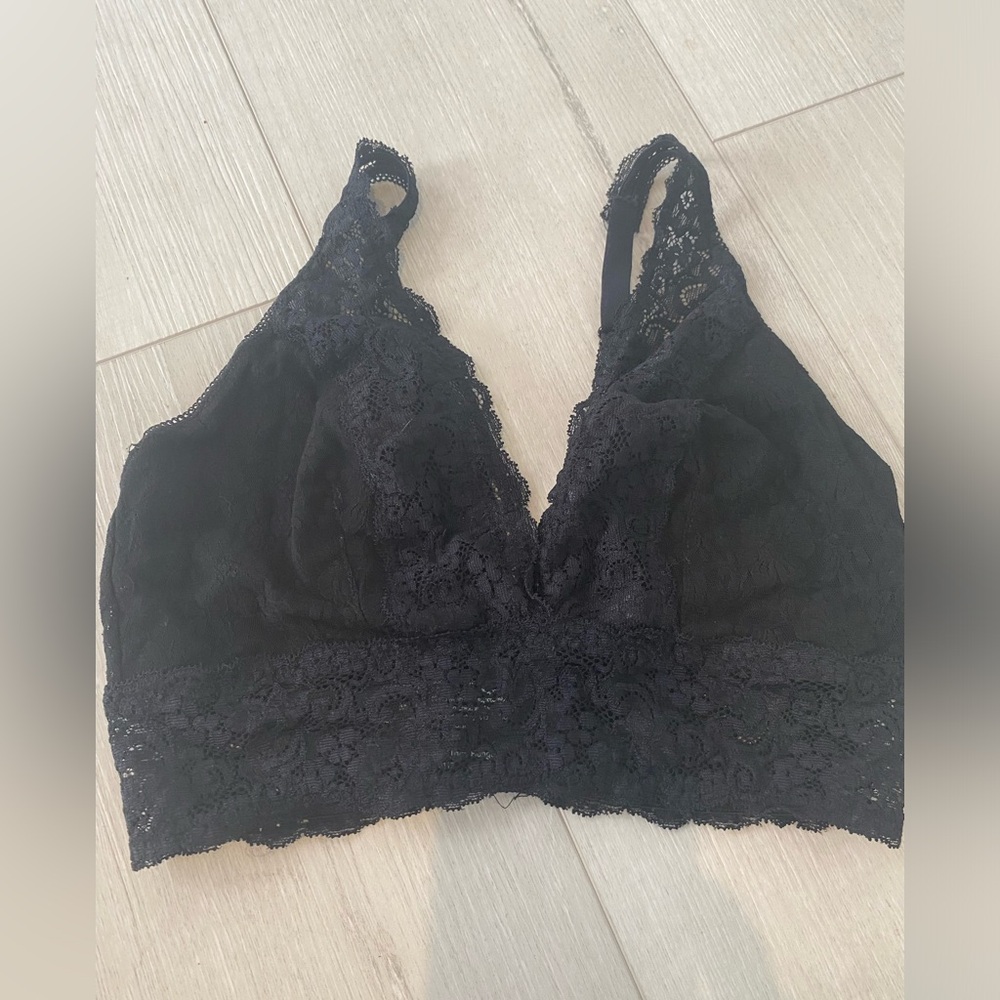 Soma Bralette Lace Plunge
